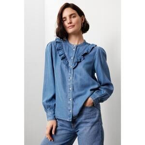 Levi's Blue Carinna Denim Top Size M with Thread Pull